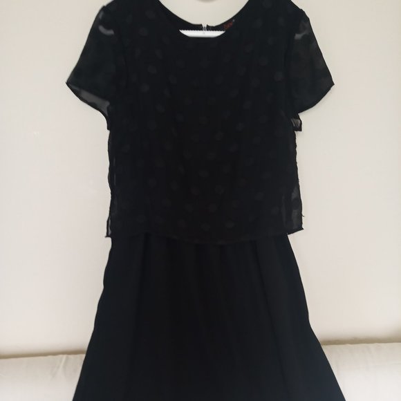 Dex Short-sleeve Knee-length Black Dress, size S - Picture 1 of 7